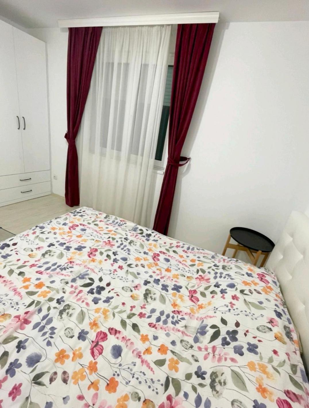 Sandra Apartmani Вршац Екстер'єр фото